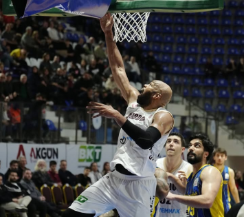 12’DE, 12 YAPAN BORDO; MAÇ FAZLASIYLA LİDER…