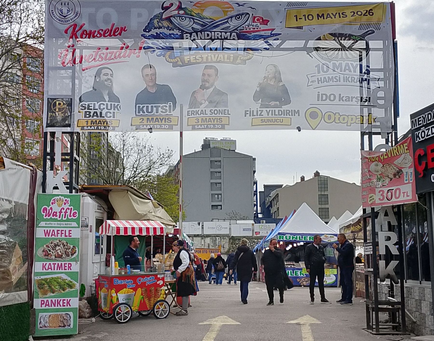 HAMSİ FESTİVALİ’NDE; HİJYEN VE FİYAT DENETİMİ KONUSUNA ZİYARETÇİLERDEN BÜYÜK TEPKİ…