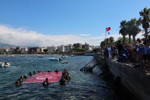 BANÜ ÖNDERLİĞİNDE; 5. ENGELSİZ DALIŞ KAMPINDA ZAFER BAYRAMI, DENİZALTINDA KUTLADI…