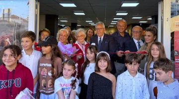13 ÇOCUK,10 YETİŞKİN RESSAM, TUVALDE ANI YAŞATTI…